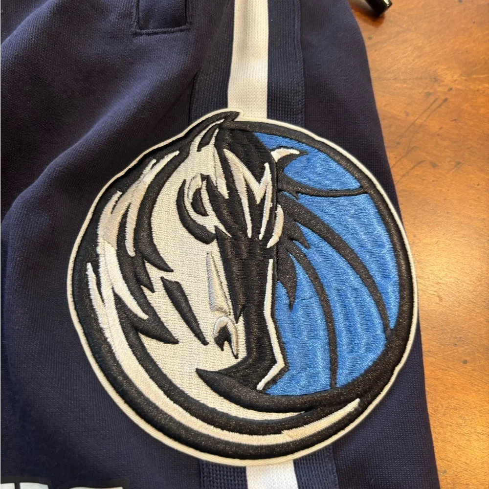 NBA Dallas Mavericks Luka Dončić Navy Blue Pro Standard Shorts Size Medium - Picture 3 of 6